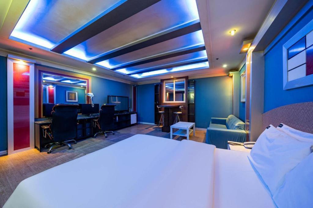 โรงแรมเฮด-วัน อึยจองบู ภายนอก รูปภาพ