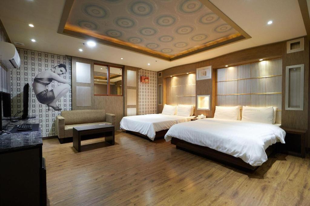 โรงแรมเฮด-วัน อึยจองบู ภายนอก รูปภาพ